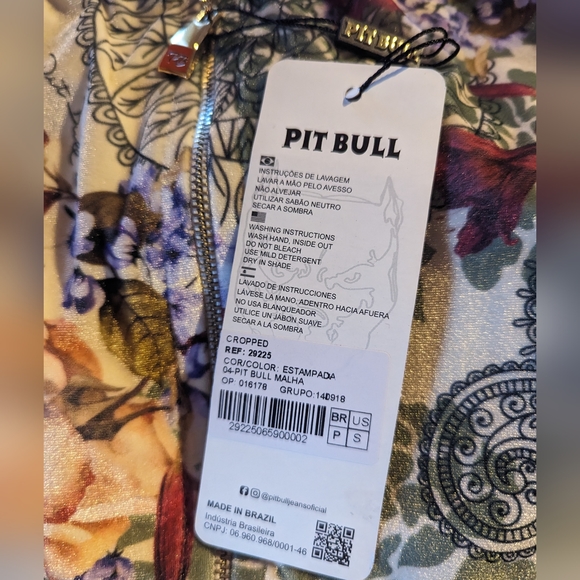 Pit Bull Jeans cropped velvet top w/built in bra cups - Picture 3 of 13